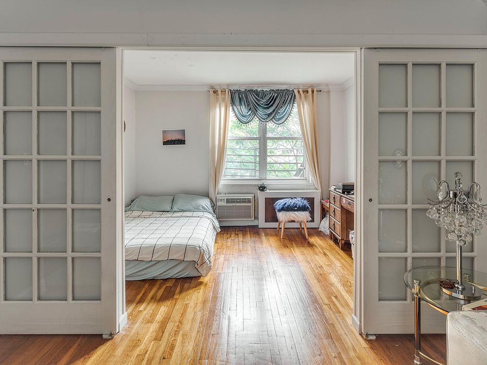 1st image of 408 W 34th St APT 3E