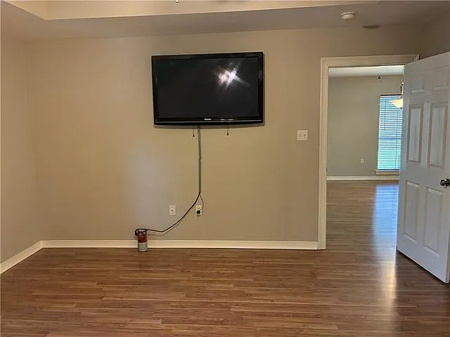 105 S Gate Dr — Photo 10