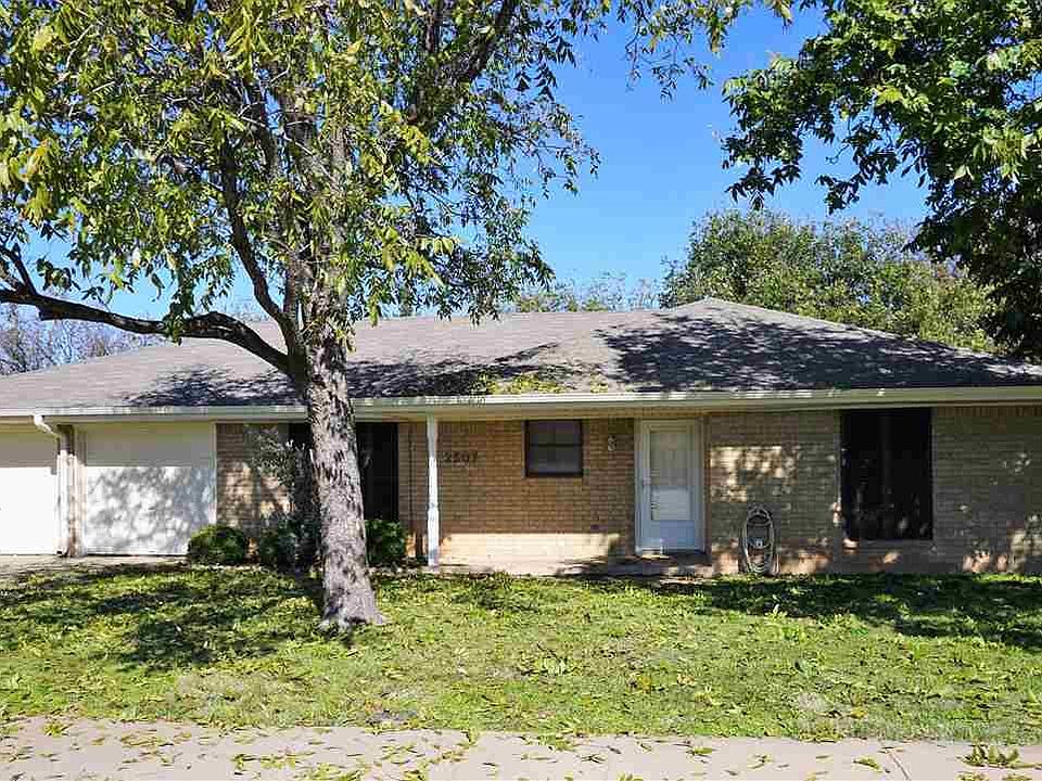1st image of 2507 McNiel Ave