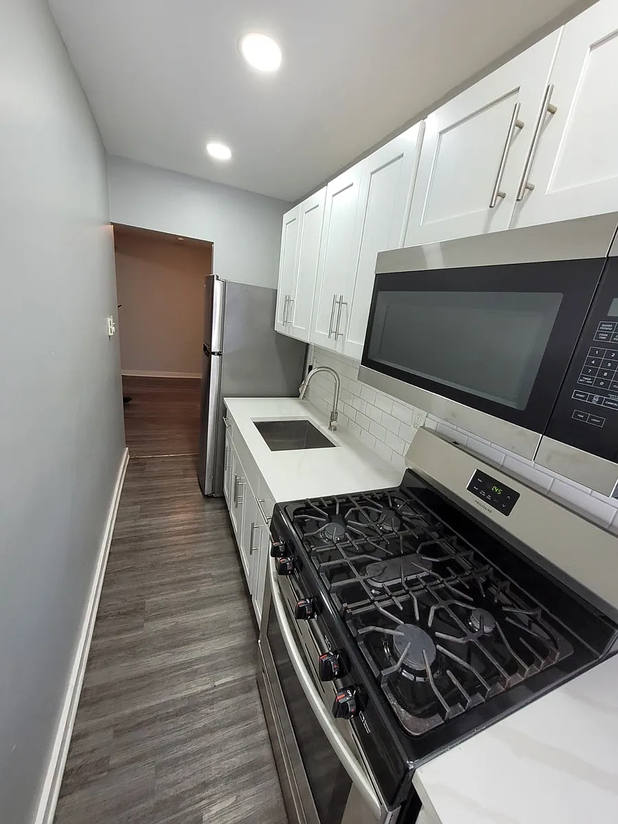 Building Photo - 32 S Wycombe Ave #1