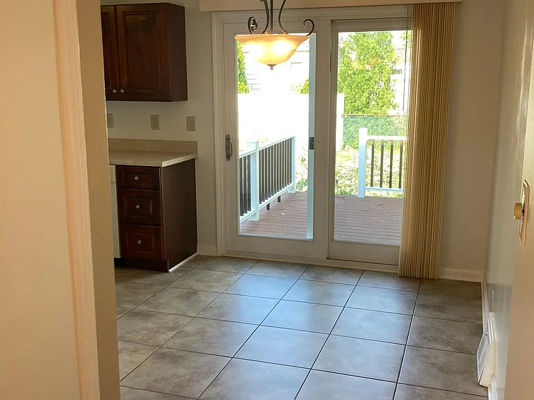 1605 Richmond Rd — Photo 19