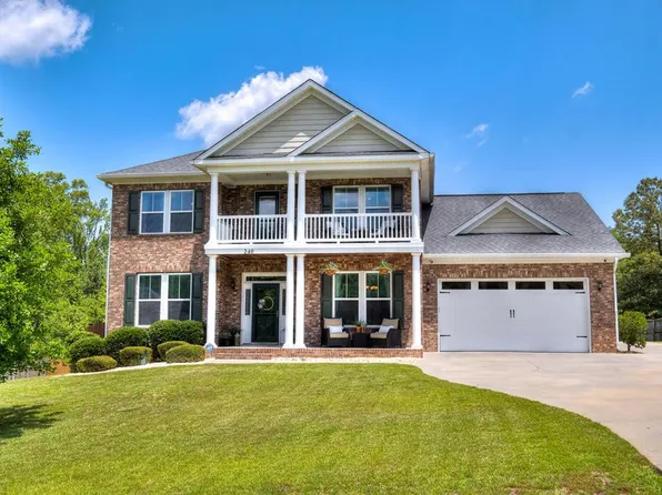 240 Hackamore Ln, Camden, SC 29020