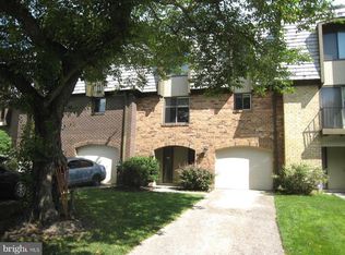 9428 Hickory View Pl, Gaithersburg, MD 20886