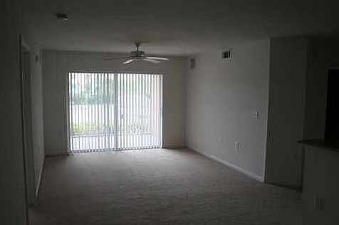 4th image of 281 SW Palm Dr APT 101