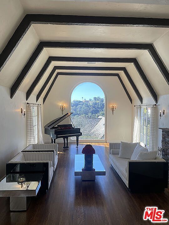 1st image of 2846 Westshire Dr