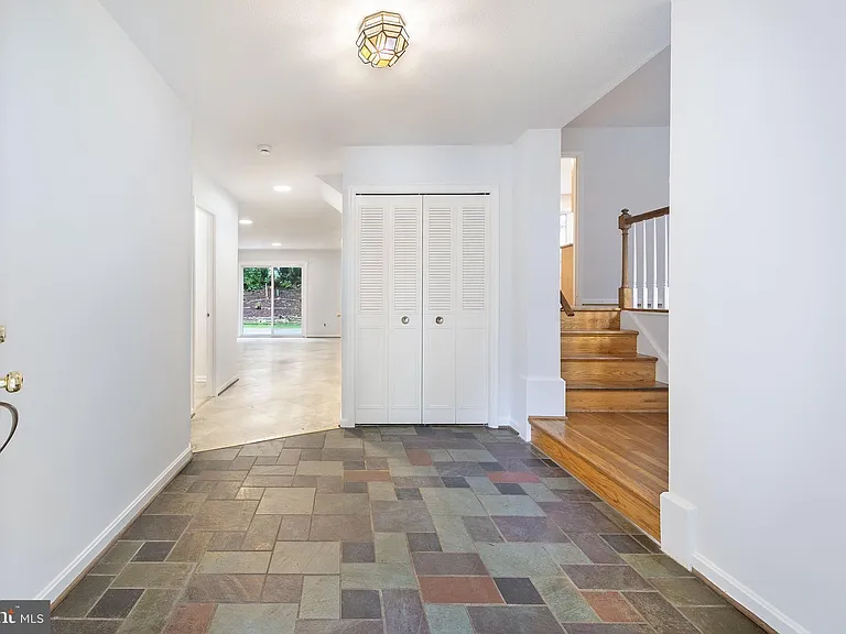 615 Smallwood Rd — Photo 7