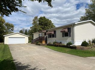 156 Merrick St, Pleasantville, PA 16341