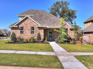2201 Hermoso Way, Edmond, OK 73034