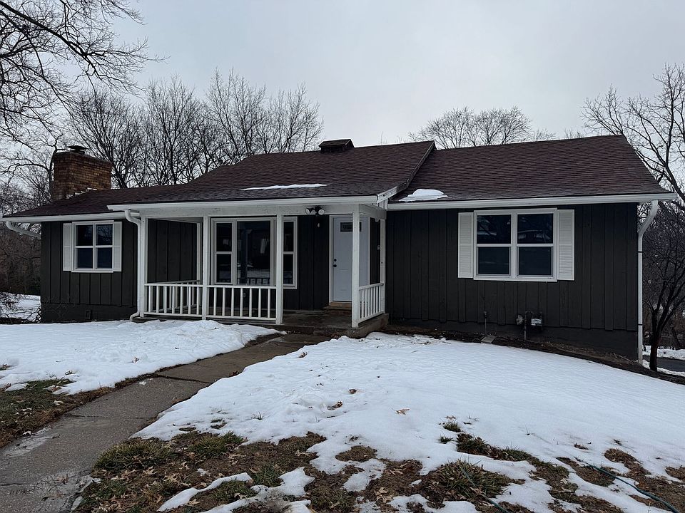 1st image of 3018 Douglas St