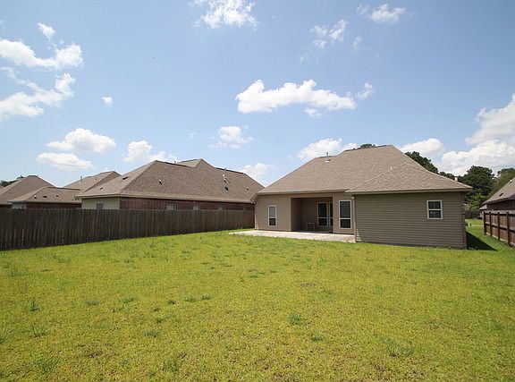 4th image of 41047 Lakeway Cove Ave