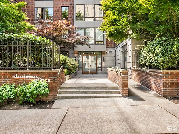 2nd image of 4547 8th Avenue NE #309