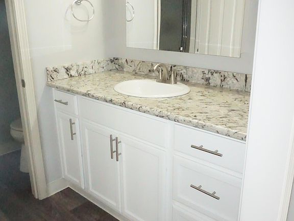 4th image of 639 Caliente Dr #656-049