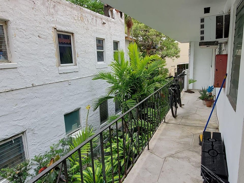 1st image of 135 Zamora Ave #6