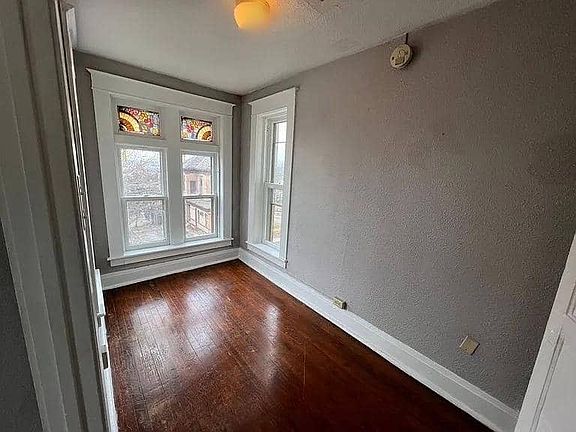 5th image of 407 S 12th St #9I