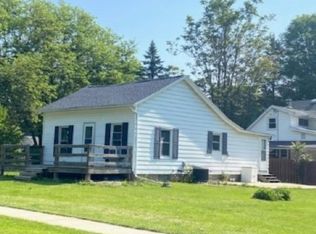 501 S Monroe St, Mackinaw, IL