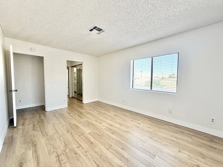 28200 Landau Blvd #2 — Photo 16