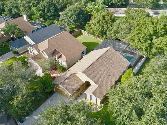 4th image of 4001 Watercove Dr