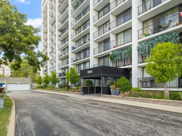 2005 S Finley Rd Unit 1204, Lombard, IL 60148