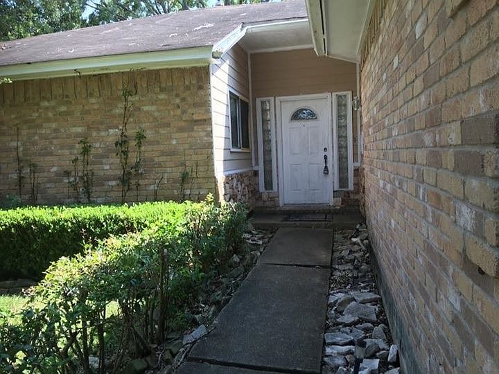 1st image of 1707 Meadow Green Dr