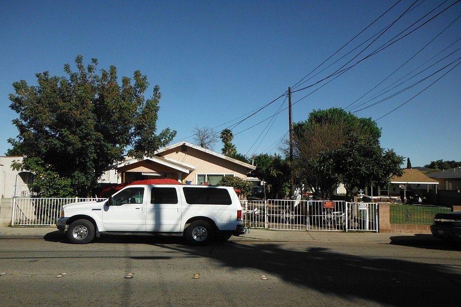 1st image of 4335 Live Oak St
