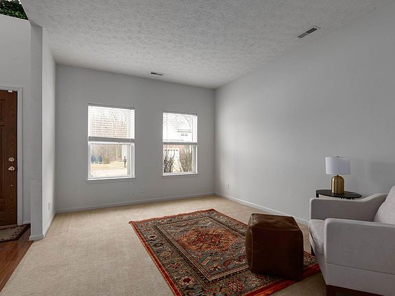 5th image of 725 Tiffany Ct