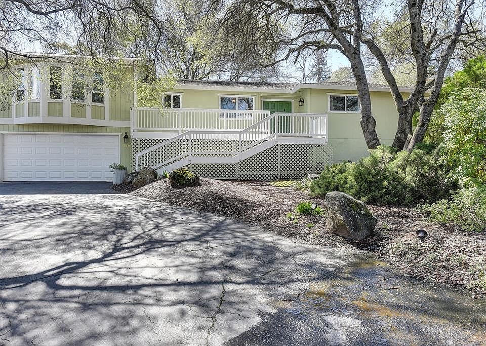 3716 Sheridan Rd, Cameron Park, CA 95682