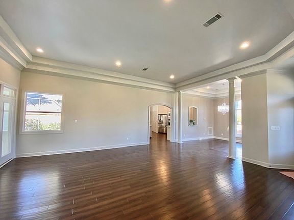 5th image of 773 Lake Laurie Dr