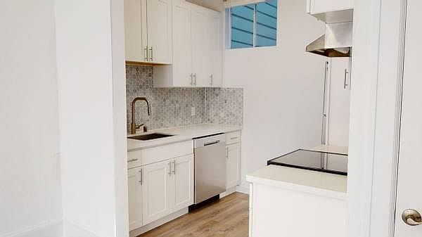 1st image of 132 6th St #201