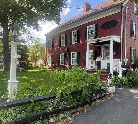 3rd image of 12 Freeman St