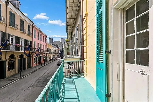 1 bed, 1.0 bath, 1038 sqft, $2,195 — Photo 3