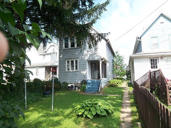 2nd image of 114 N Lincoln Ave