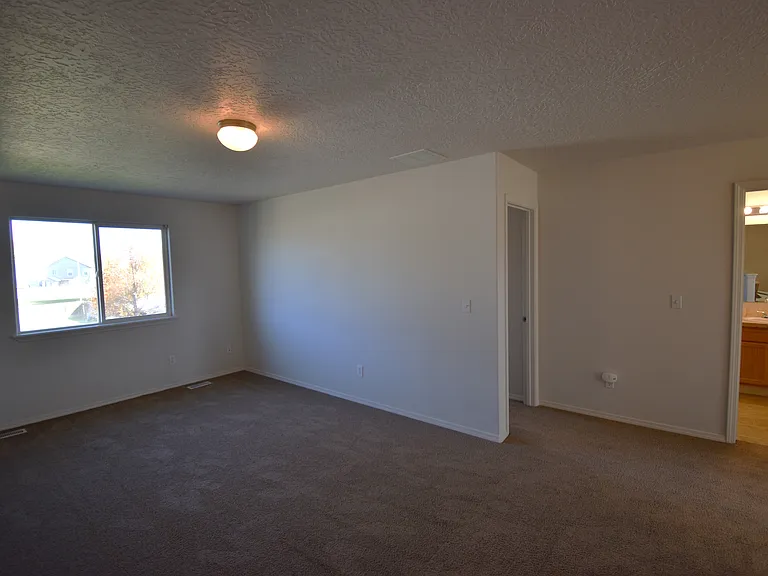 2707 Colfax Dr — Photo 13