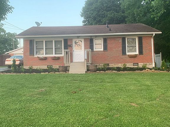 2nd image of 103 Willowcrest Dr