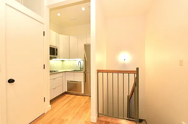 Rented by REAL New York | media 12