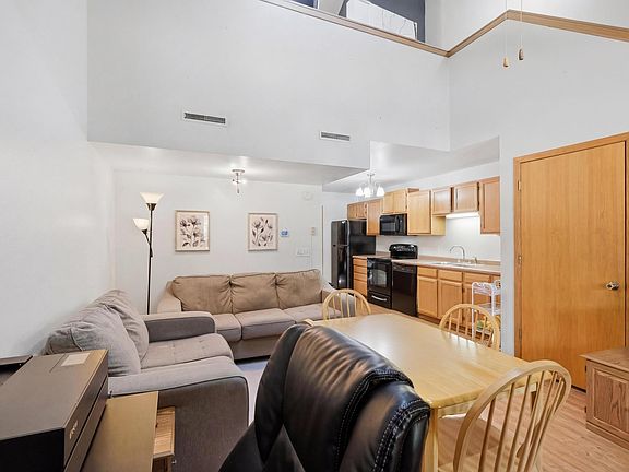 5th image of 1181 Canyon Rd Unit 28