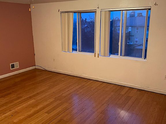 2nd image of 515 Delafield Ave Floor 2