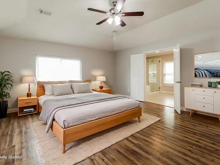 4002 Ashwood Dr — Photo 13
