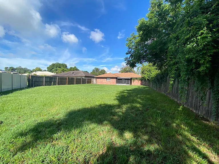 917 Sunshine Way SW — Photo 10