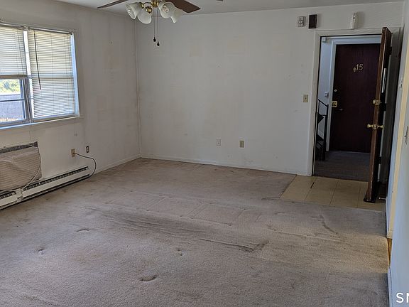 3rd image of 16 Belair Drive #16