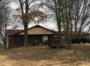 921 Bend Gate Rd, Henderson, KY 42420