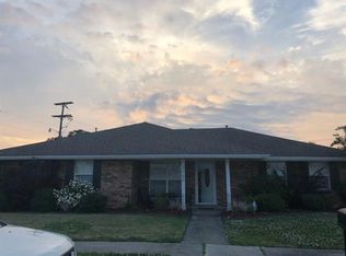 3100 Blanchard Dr, Chalmette, LA 70043