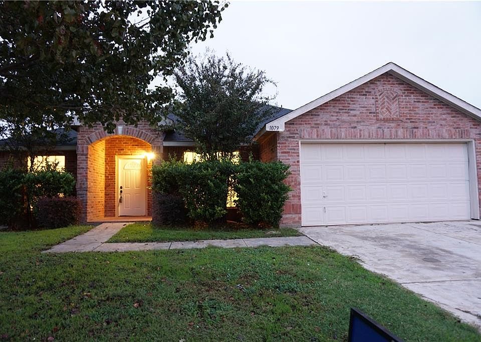 1st image of 1079 Magnolia Ln