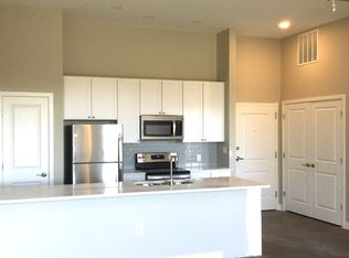 1517 Cottleville Pkwy #204L, Saint Peters, MO 63376
