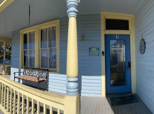 910 9th St #1, Galveston, TX 77550
