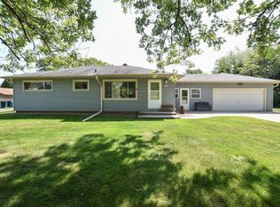 10174 S 12th Ave, Oak Creek, WI 53154