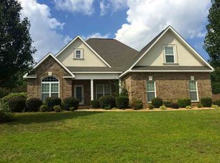 302 Estates Way, Warner Robins, GA 31088