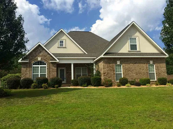 302 Estates Way, Warner Robins, GA 31088