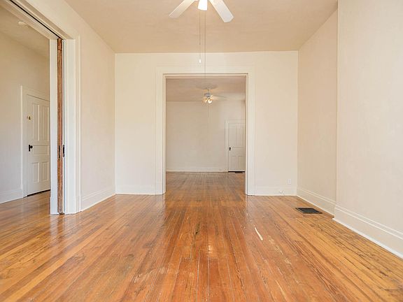 3rd image of 2703 Virginia Ave #A