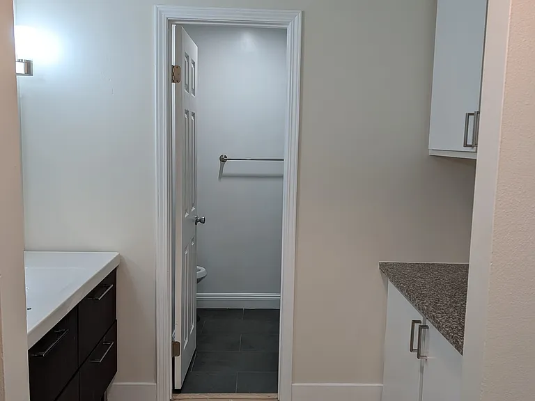 7777 W 91st St #E — Photo 5