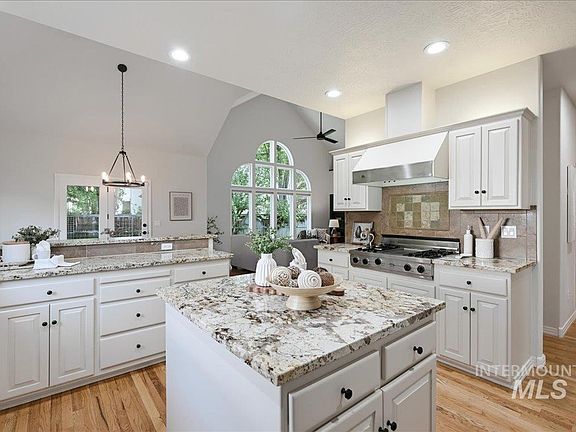 2nd image of 3064 E Nature Dr